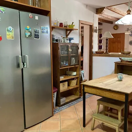 Ferienhaus La Alberquilla, Un Oasis Con Piscina En Quéntar